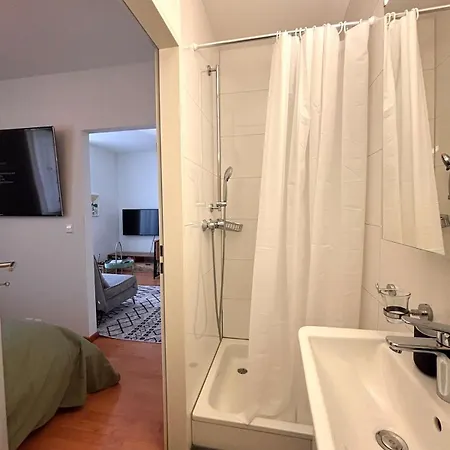 Helle Im Herzen Von 24h Checkin Apartamento Zurique