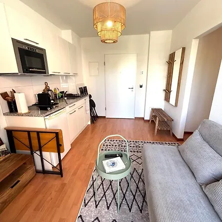 Helle Im Herzen Von 24h Checkin Zurych