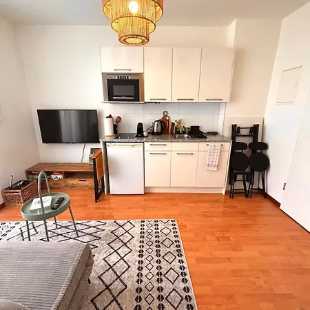 Helle Im Herzen Von 24h Checkin